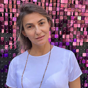 Meet your Posher, Cristiane